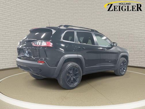 2022 Jeep Cherokee X 4x4
