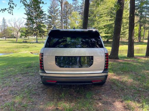 Typhoon Silver Metallic 2026 Hyundai Palisade Hybrid SEL 7P