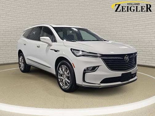 2022 Buick Enclave AWD Essence