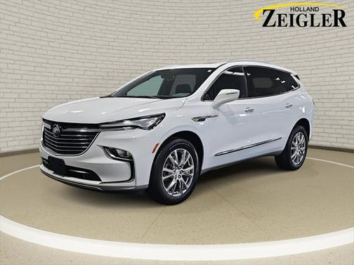 2022 Buick Enclave AWD Essence
