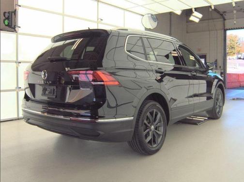 2022 Volkswagen Tiguan 2.0T SE 4MOTION