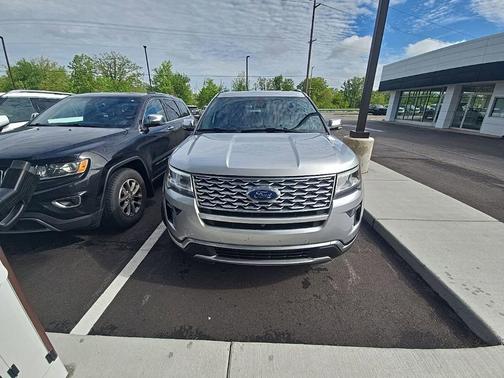 Ingot Silver 2018 Ford Explorer Platinum