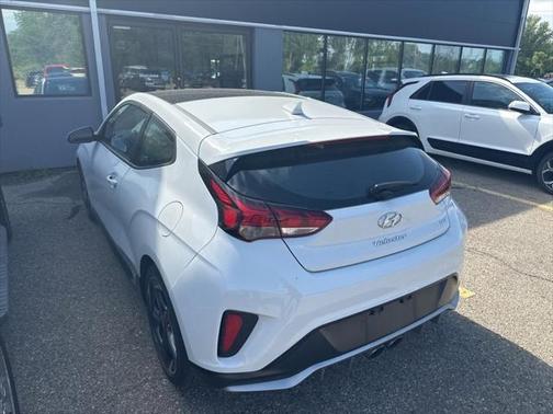 2019 Hyundai Veloster Base