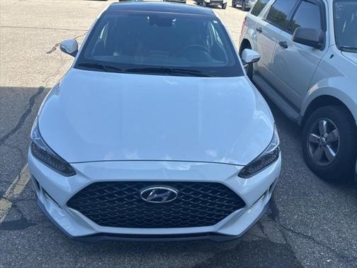 2019 Hyundai Veloster Base