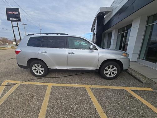 2012 Toyota Highlander Base