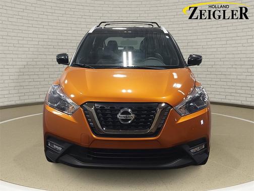 2019 Nissan Kicks SR