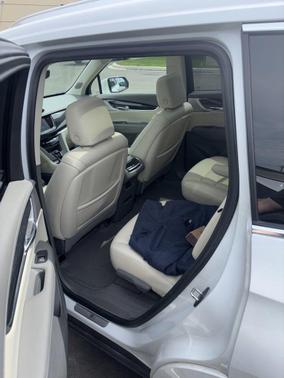 Crystal White Tricoat 2021 Cadillac XT6 Premium Luxury AWD