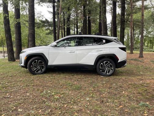 2025 Hyundai TUCSON Hybrid Limited