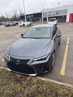 2022 Lexus IS 300 Base