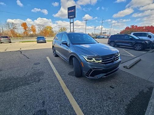 2022 Volkswagen Tiguan 2.0T SEL R-Line 4MOTION