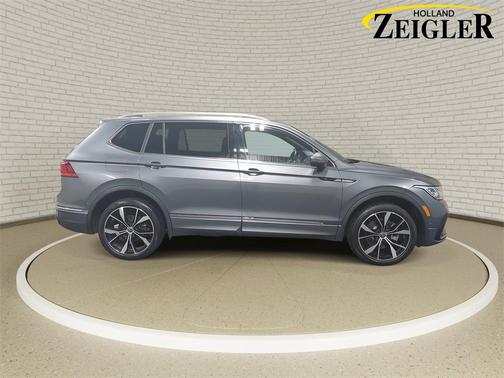 2022 Volkswagen Tiguan 2.0T SEL R-Line 4MOTION