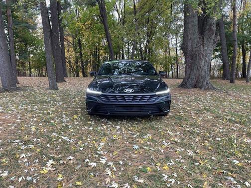 2026 Hyundai ELANTRA HEV SEL Sport