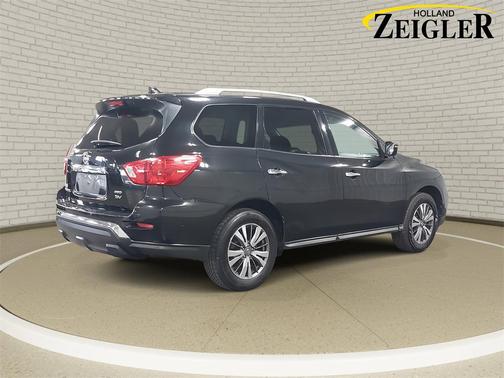 2020 Nissan Pathfinder SV 4WD