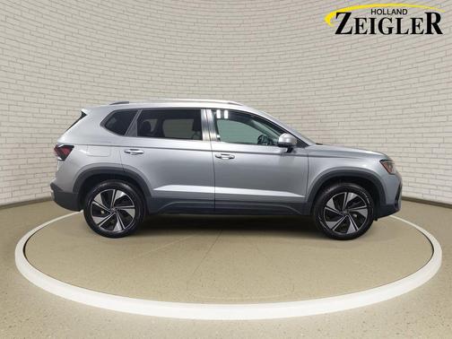 Silver 2025 Volkswagen Taos 1.5T SE