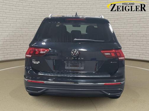 2023 Volkswagen Tiguan 2.0T SE 4MOTION