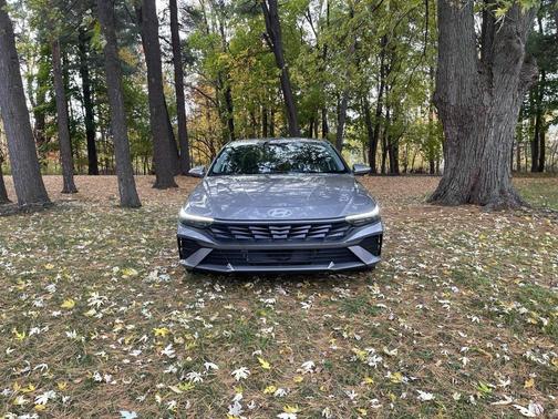 2026 Hyundai ELANTRA HEV Blue