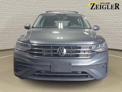 Gray 2022 Volkswagen Tiguan 2.0T SE 4MOTION