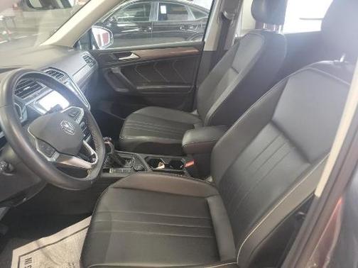 Gray 2022 Volkswagen Tiguan 2.0T SE 4MOTION