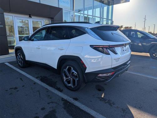 White Pearl 2024 Hyundai TUCSON Limited