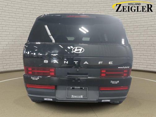 Phantom Black 2026 Hyundai SANTA FE SE