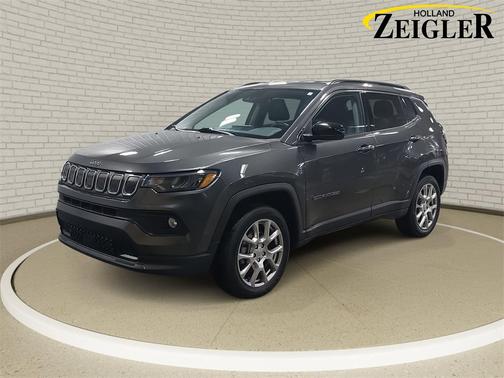 2022 Jeep Compass Latitude Lux