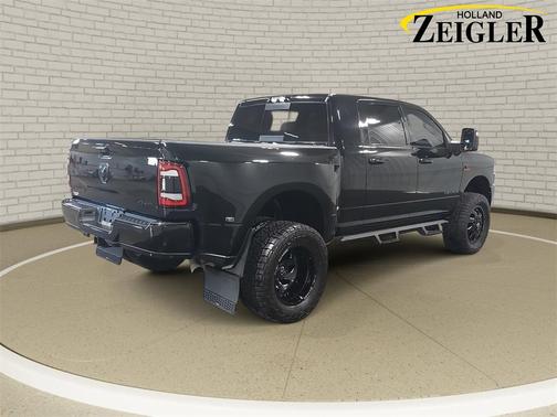 2024 RAM 3500 Laramie Mega Cab 4x4 6'4' Box