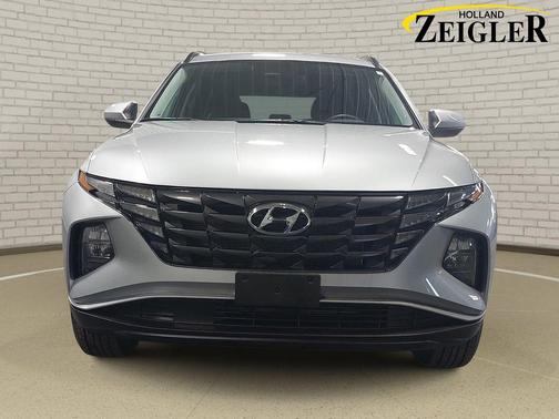 Shimmering Silver 2024 Hyundai TUCSON SEL