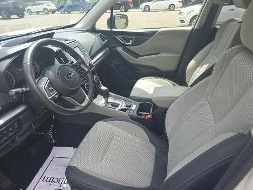 Crystal White Pearl 2024 Subaru Forester Premium