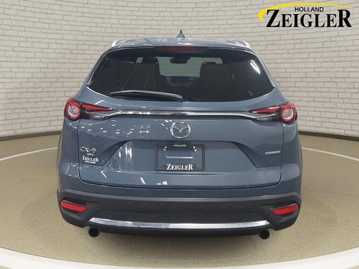 2023 Mazda CX-9 Carbon Edition