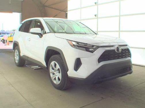Ice 2024 Toyota RAV4 LE