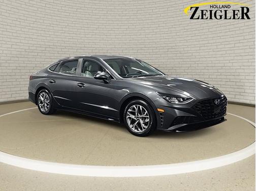 2022 Hyundai SONATA SEL