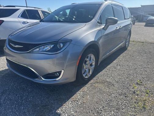 2018 Chrysler Pacifica Touring-L Plus