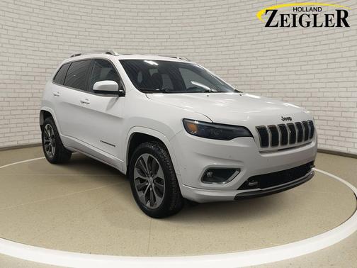 2019 Jeep Cherokee Overland