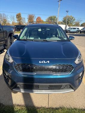 2022 Kia Niro Plug-In Hybrid EX Premium