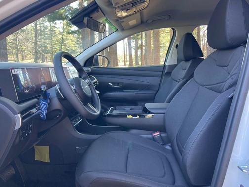 Creamy White Pearl 2026 Hyundai TUCSON Hybrid SEL