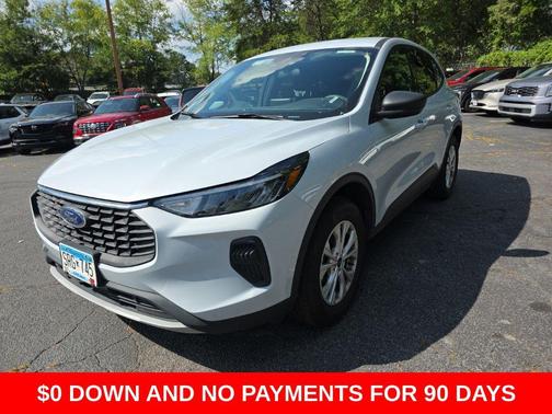 Space Silver Metallic 2025 Ford Escape Active
