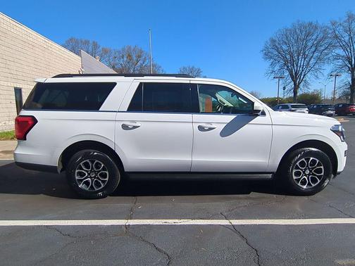 2024 Ford Expedition Max XLT