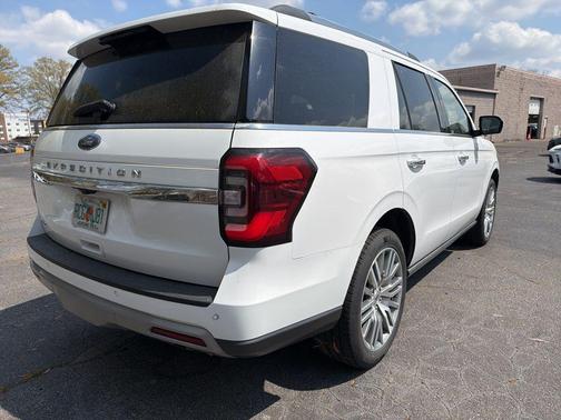 Oxford White 2024 Ford Expedition Limited