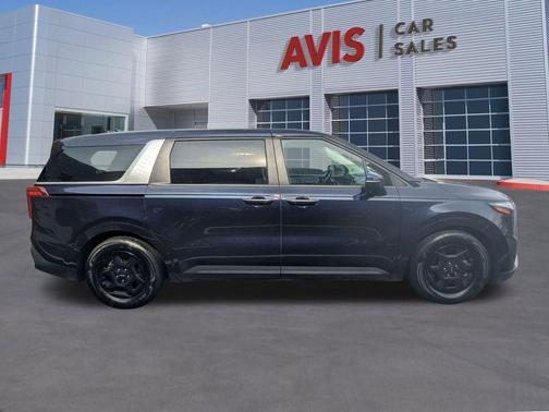 2025 Kia Carnival LXS