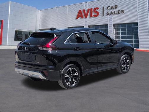 Labrador Black Pearl 2025 Mitsubishi Eclipse Cross
