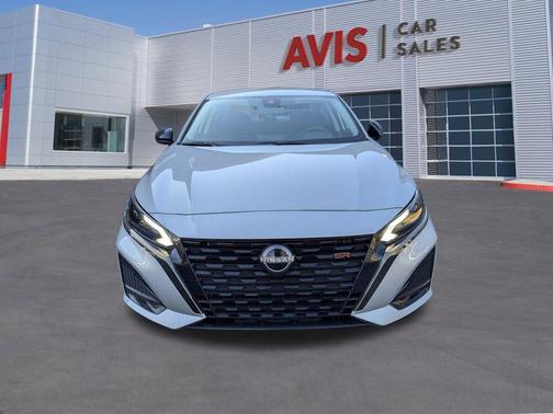 2025 Nissan Altima SR FWD