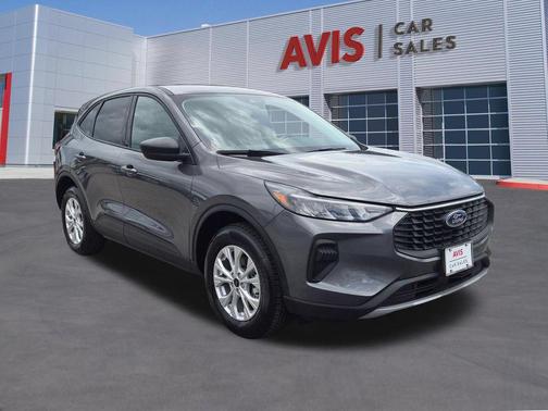 Carbonized Gray Metallic 2025 Ford Escape Active