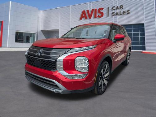 Red Diamond 2025 Mitsubishi Outlander SE S-AWC
