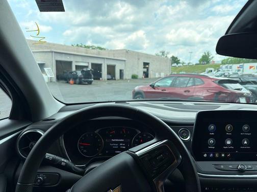 Sterling Gray Metallic 2025 Chevrolet Blazer 2LT