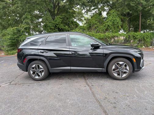 Phantom Black 2025 Hyundai TUCSON SEL