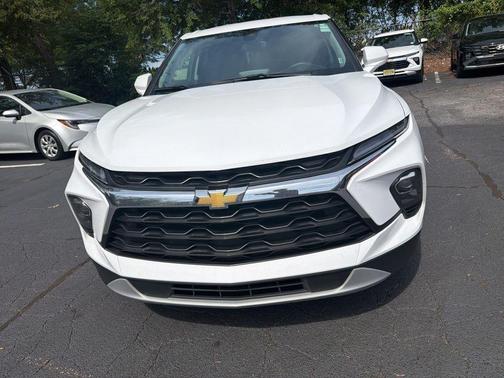 Summit White 2025 Chevrolet Blazer 2LT