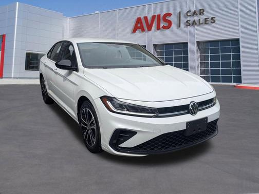 Pure White 2025 Volkswagen Jetta 1.5T Sport