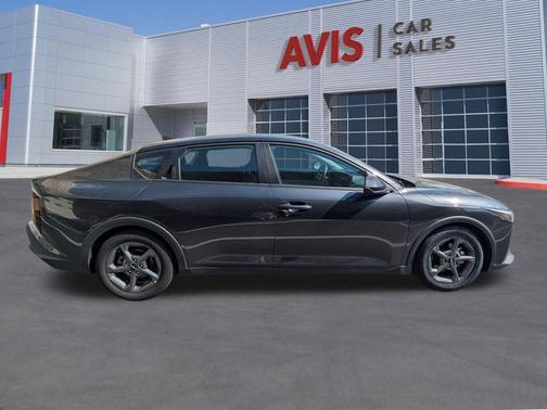 Interstellar Gray 2025 Kia K4 LXS