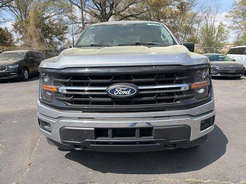 Iconic Silver Metallic 2025 Ford F-150 XLT