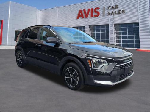 Aurora Black Pearl 2025 Kia Niro LX